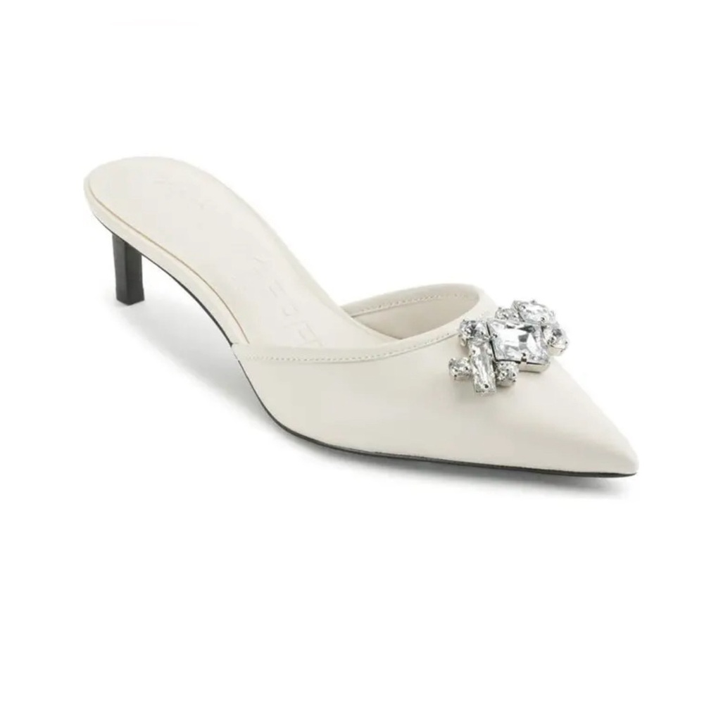 New - Karl Lagerfeld Paris Sosie Crystal Pointed Toe Pumps